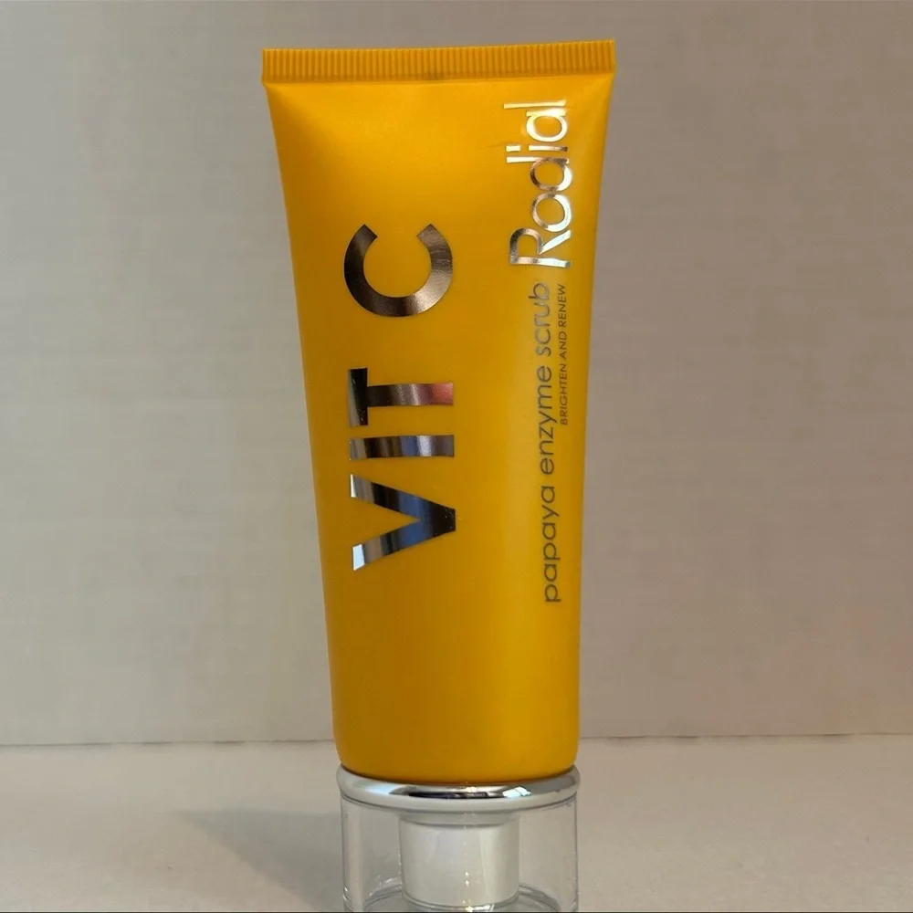 Rodial Vitamin C Papaya Enzyme Scrub Brighten & Renew 70 ml/2.36 oz New Sealed
